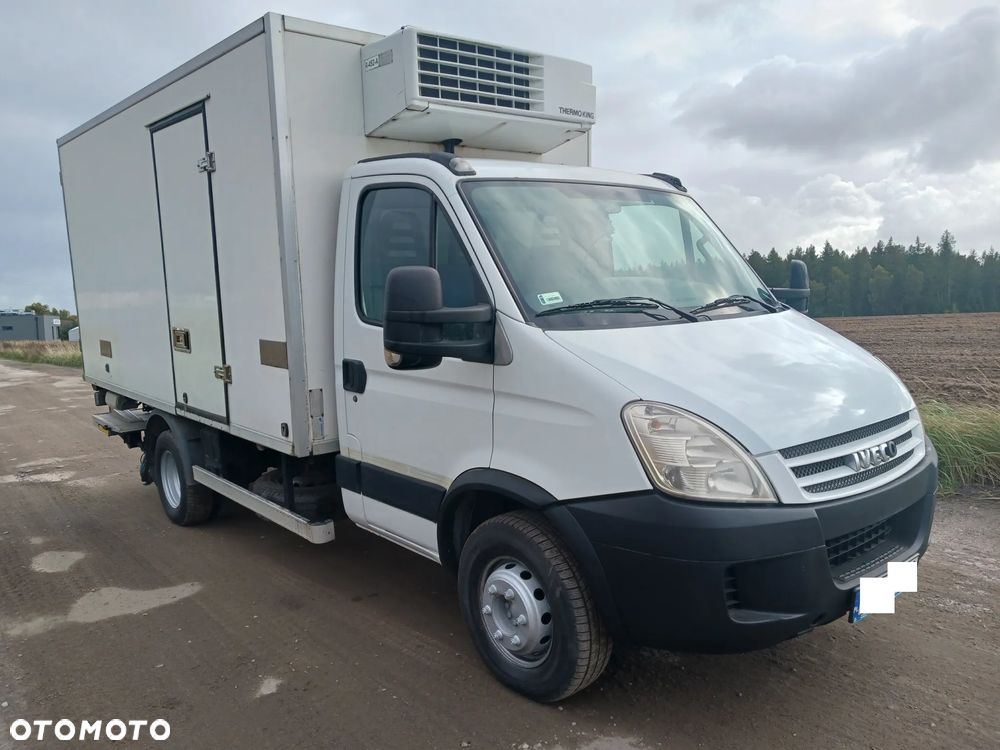 Iveco Daily 60C15 3.0 150 KM Izoterma chłodnia Mroźnia Winda 1 T UDT Tacho - 1