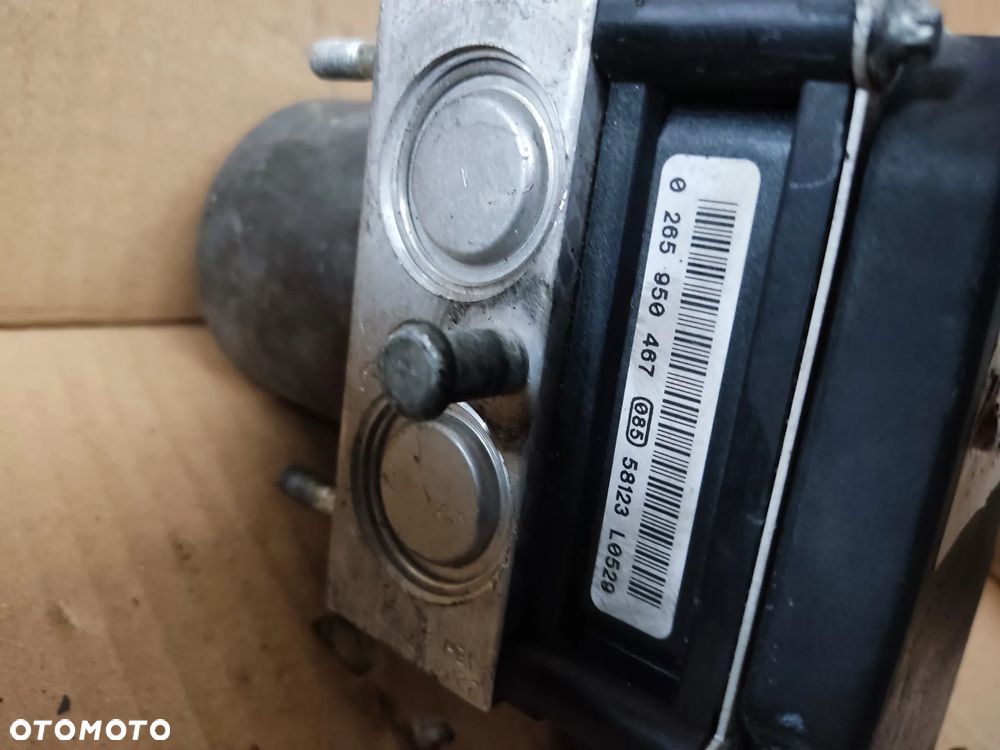 AUDI A4 B6 B7 POMPA STEROWNIK ABS 8E0910517C018 0265950467 - 2