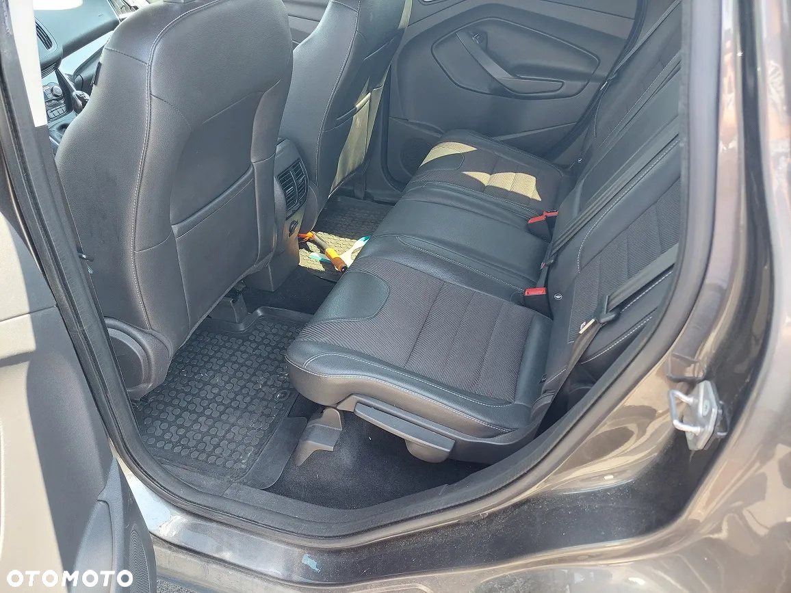 Ford Kuga 2.0 TDCi 4WD Titanium - 17