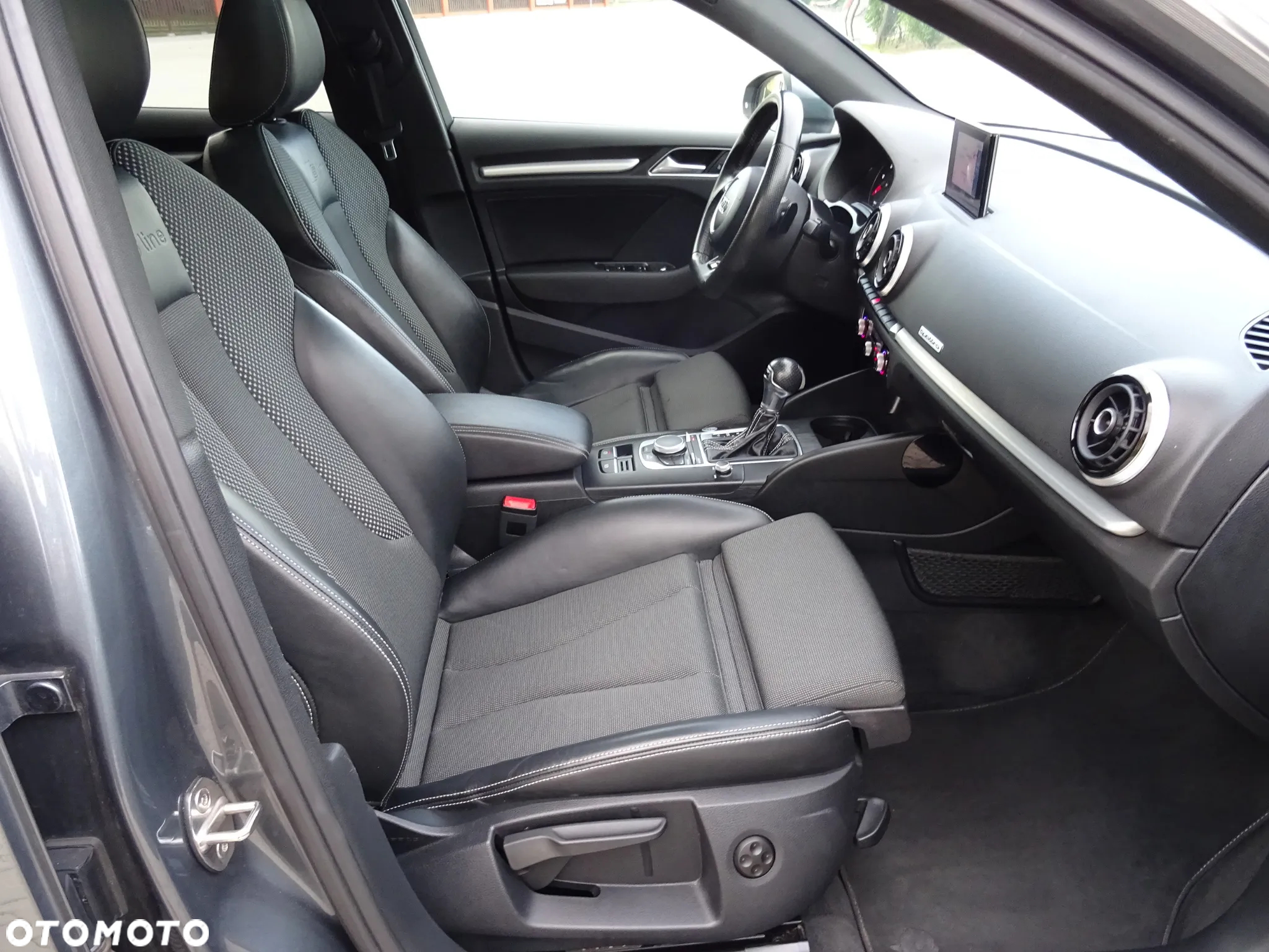 Audi A3 2.0 TDI Sportback (clean diesel) quattro S tronic S line Sportpaket - 19