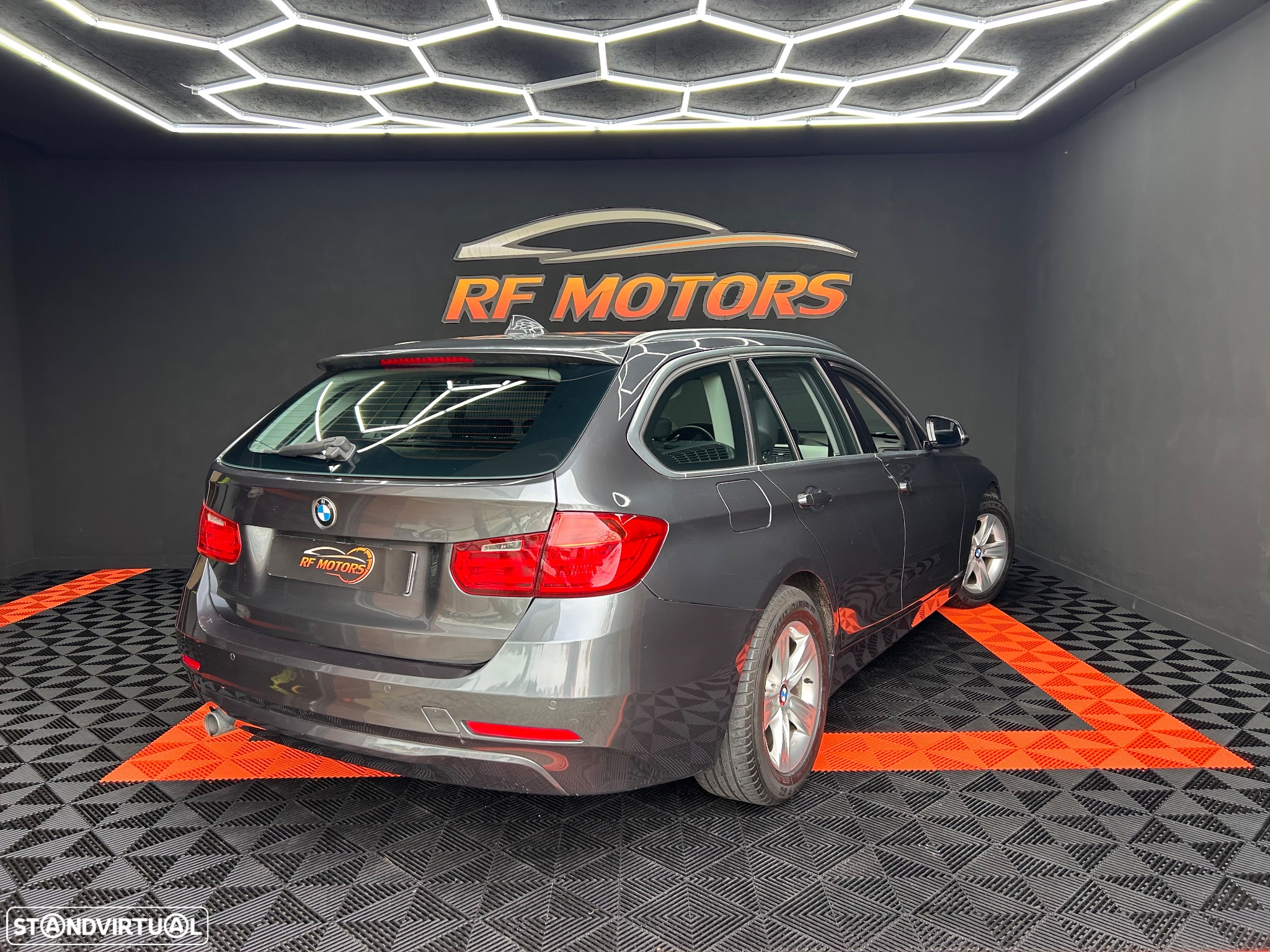 BMW 318 d Touring Navigation - 5