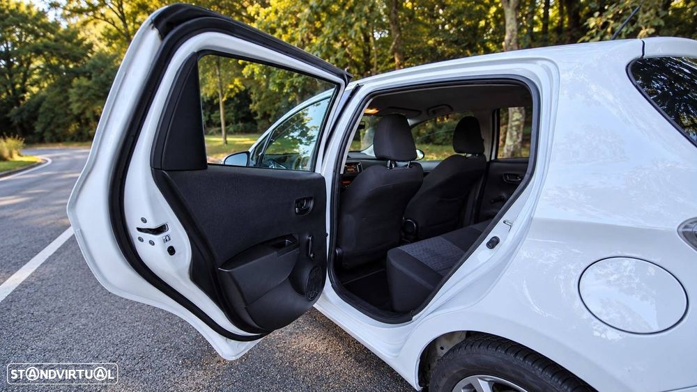 Toyota Yaris 1.4 D-4D ACtive - 17