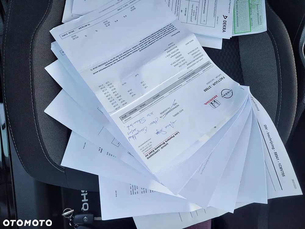 Nissan Qashqai 1.3 DIG-T SHIRO - 27