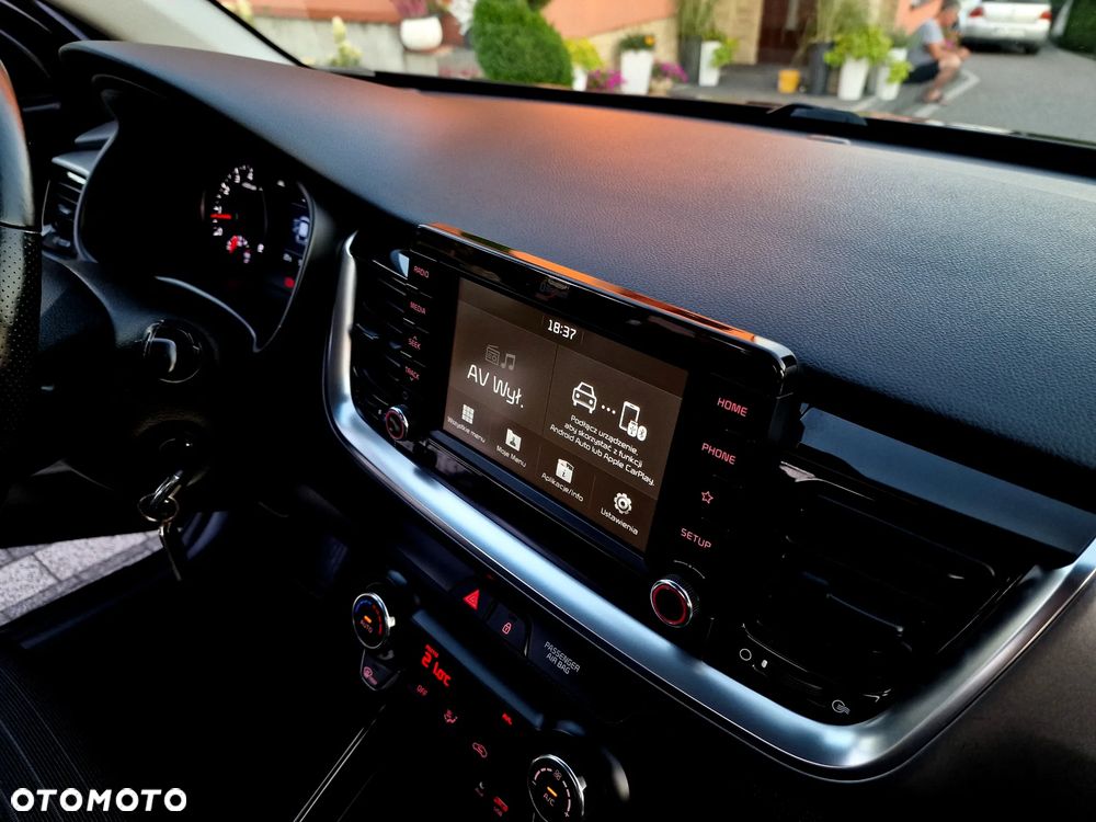 Kia Stonic 1.4 XL - 24