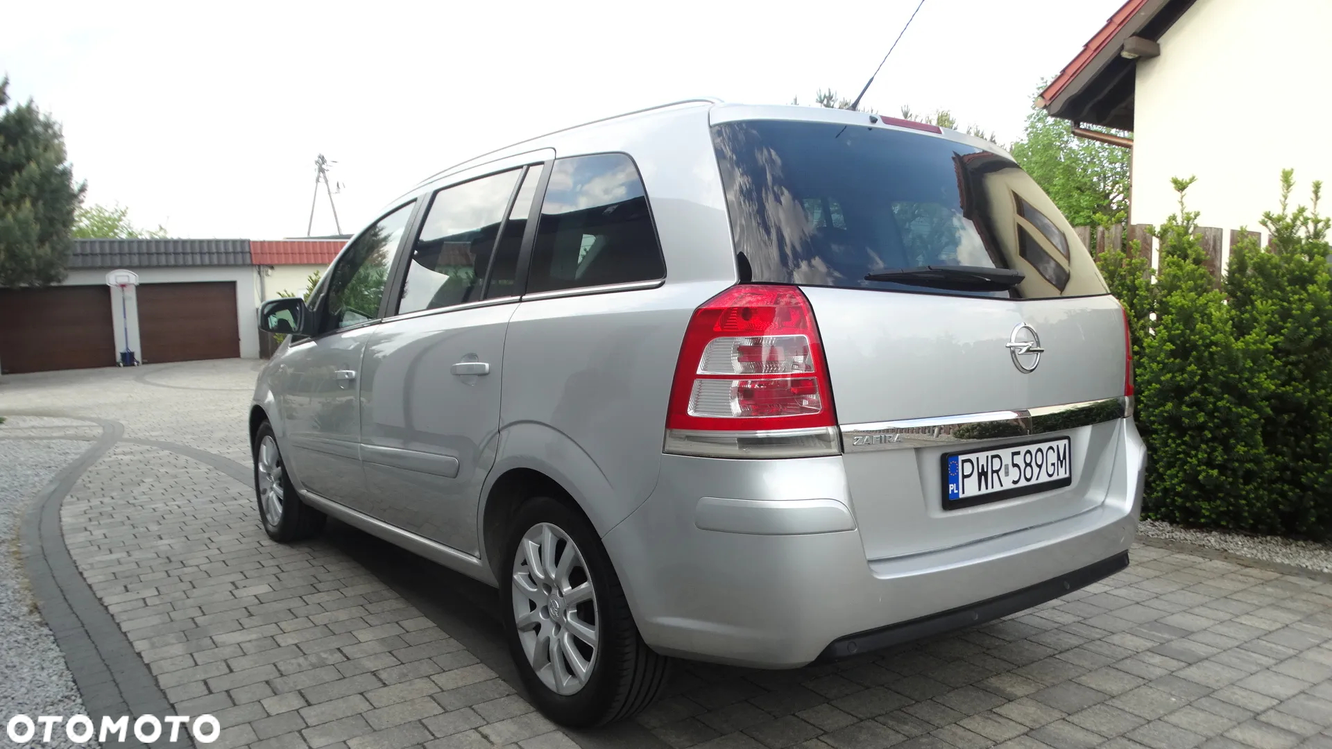 Opel Zafira 1.8 Cosmo - 8