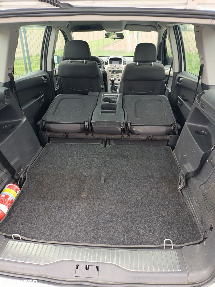 Opel Zafira - 8