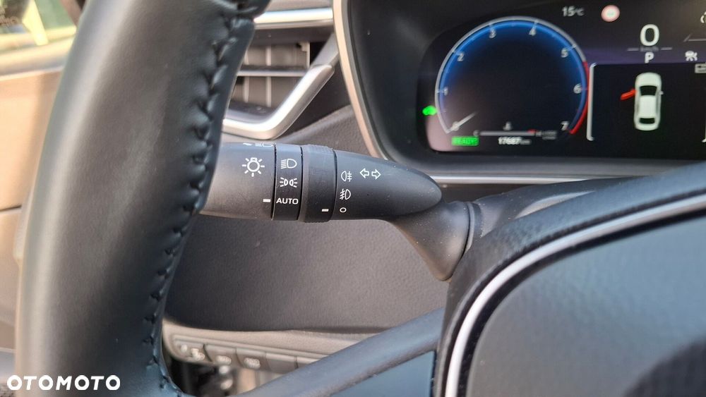 Toyota Corolla 1.8 Hybrid Comfort - 15