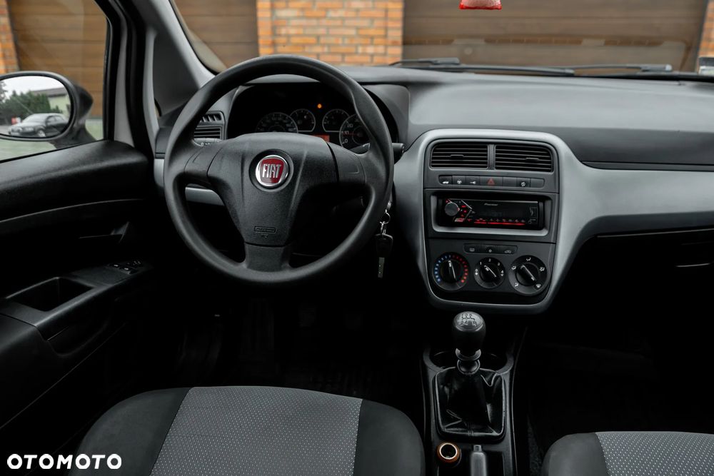 Fiat Grande Punto 1.2 8V - 33