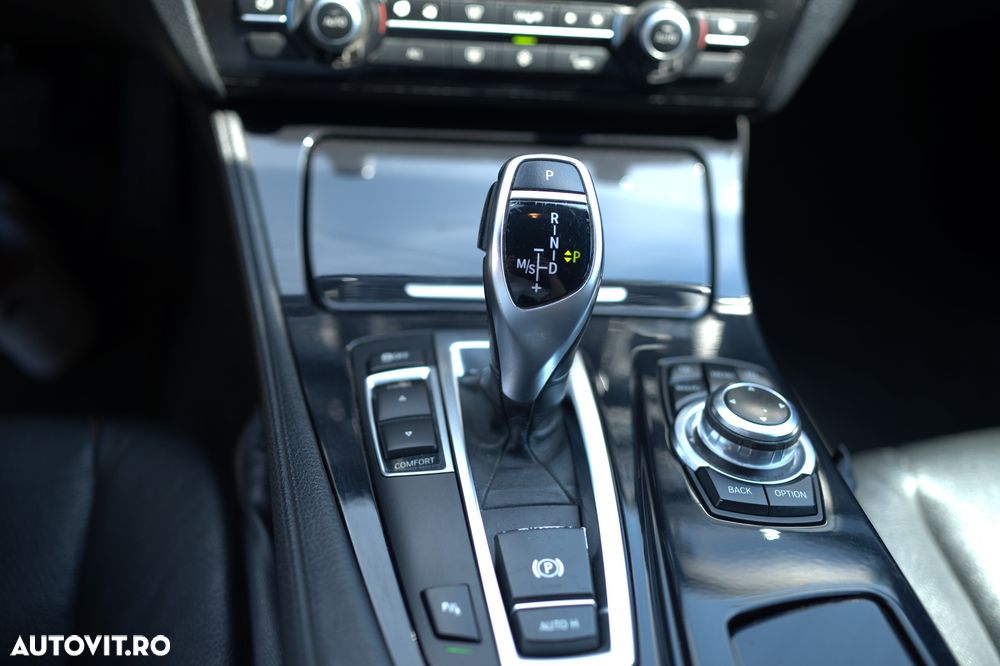 BMW Seria 5 520d - 26