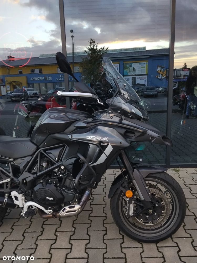 Benelli TRK 502 - 14