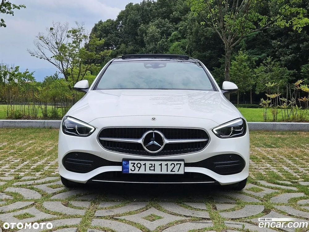 Mercedes-Benz Klasa C 300 4Matic 9G-TRONIC Avantgarde - 3