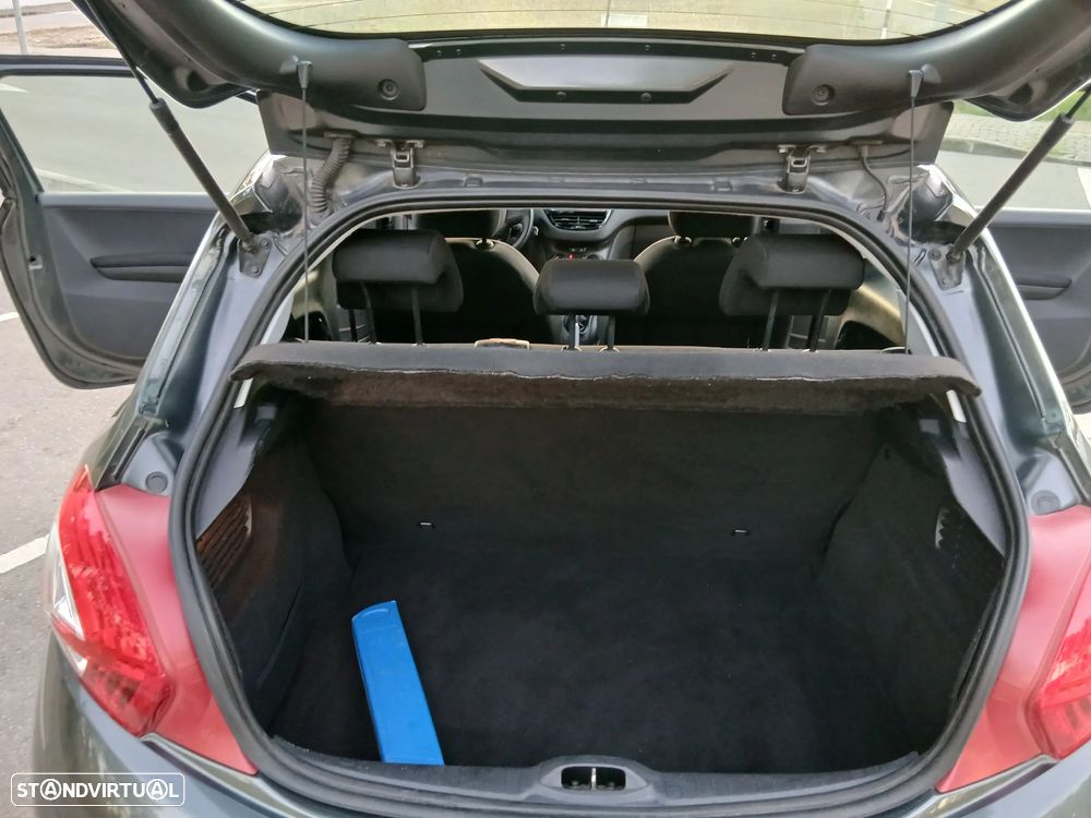 Peugeot 208 1.2 VTi Allure - 12