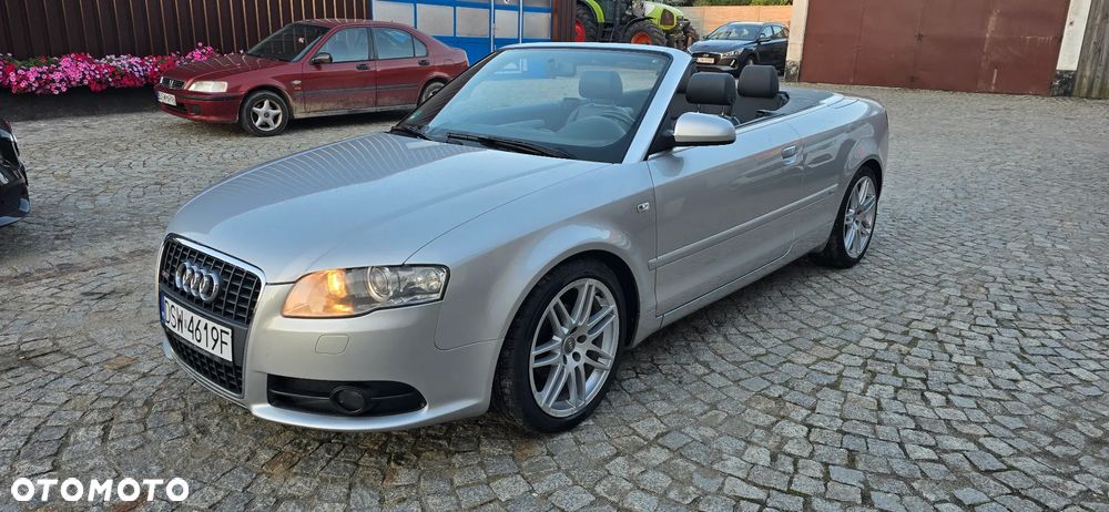 Audi A4 Cabrio - 4