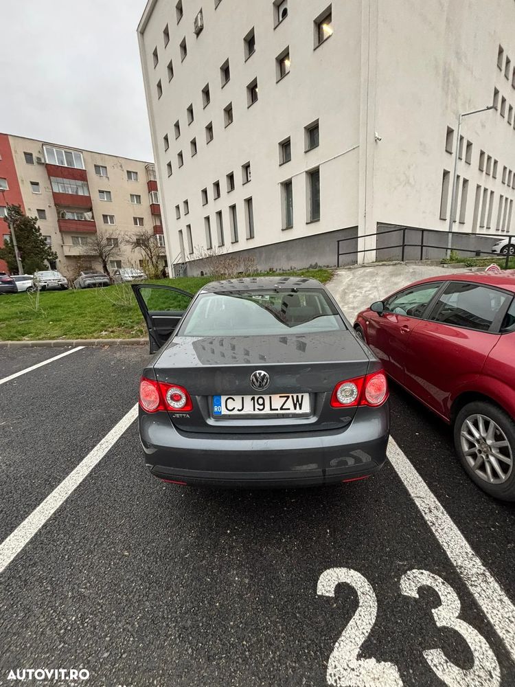 Volkswagen Jetta - 13