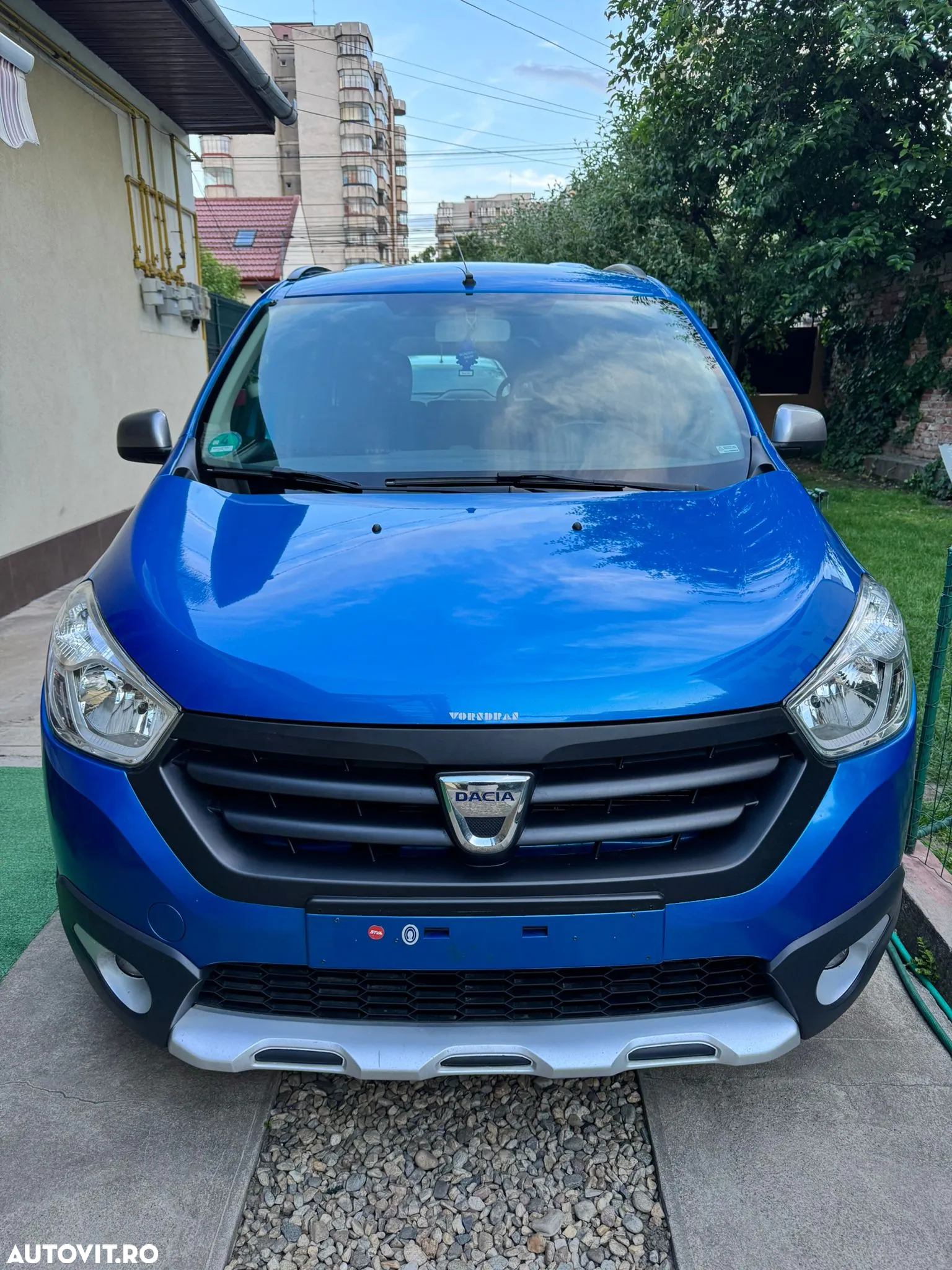 Dacia Lodgy 1.2 TCe 115 CP Stepway - 2