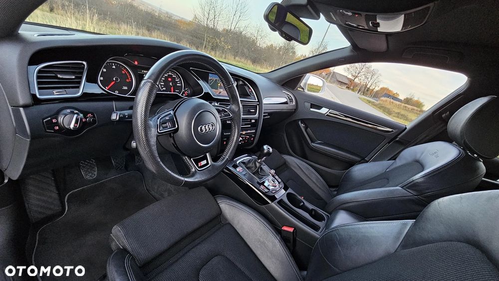 Audi A4 Avant 2.0 TDI DPF clean diesel S line Sportpaket - 20