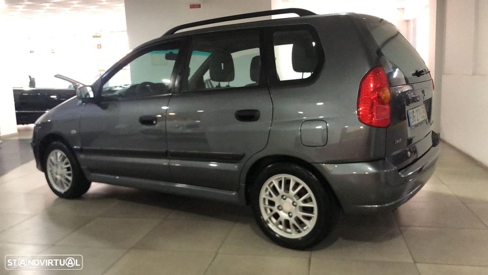 Mitsubishi Space Star - 4
