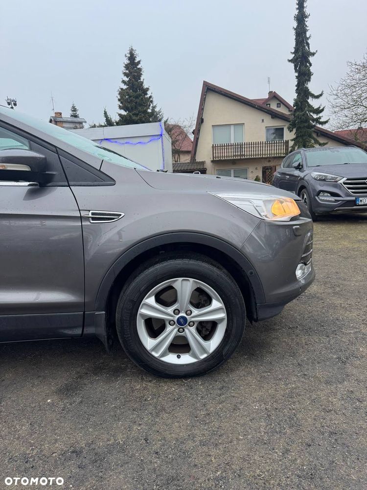 Ford Kuga 2.0 TDCi 4x4 Titanium - 10