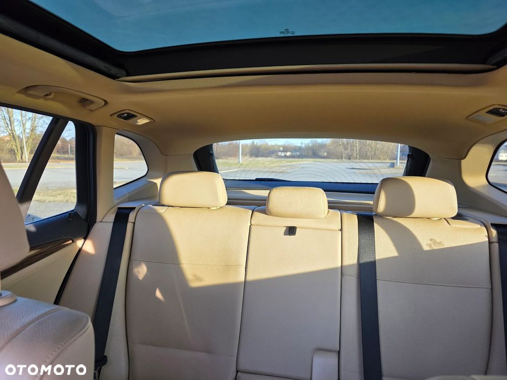 BMW X1 xDrive28i - 16