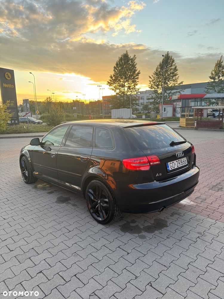 Audi A3 Sportback 2.0 TDI DPF Attraction - 7