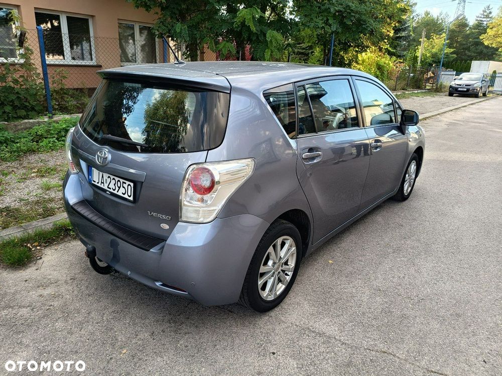 Toyota Verso - 3