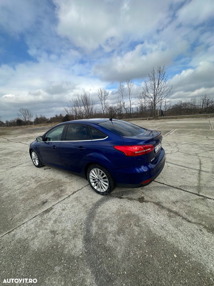 Ford Focus 1.5 TDCi DPF Start-Stopp-System Aut. Business - 6