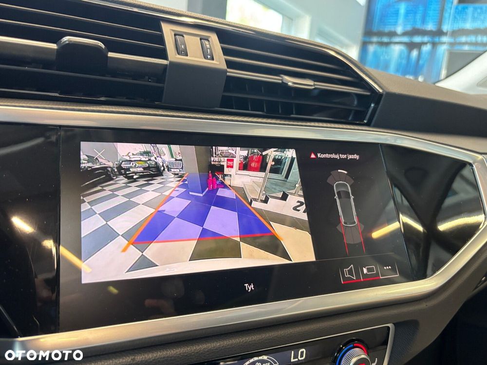 Audi Q3 Sportback - 20