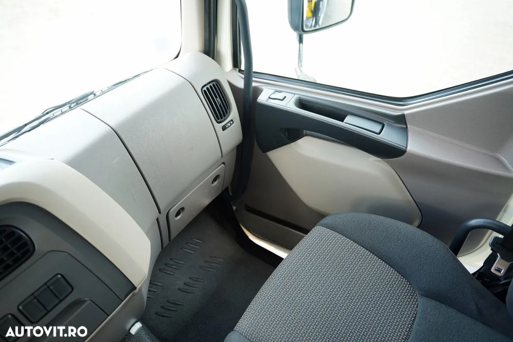 DAF LF 250 / 4X2 / LIVRARE - 7.3 + HDS HYVA HB 150X -E3 / RADIOCOMANDĂ / ROTATOARE / MAX. CAPACITATE DE RIDICARE: 5200 KG / EURO 6 - 34