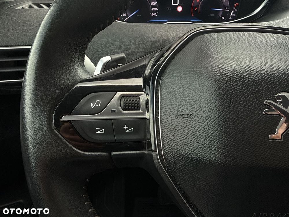 Peugeot 3008 1.2 PureTech Allure Pack S&S EAT8 - 30