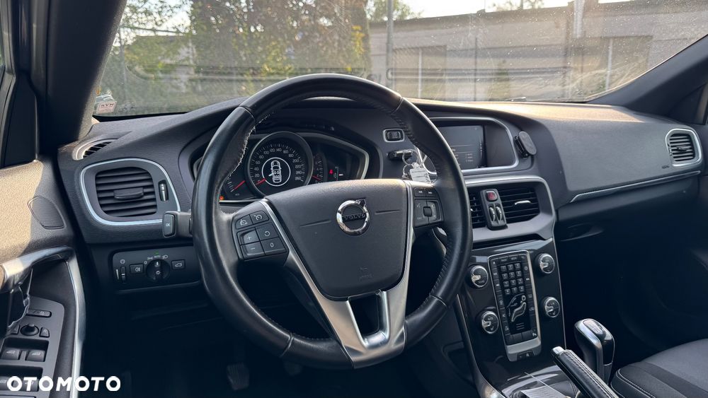 Volvo V40 T3 - 30