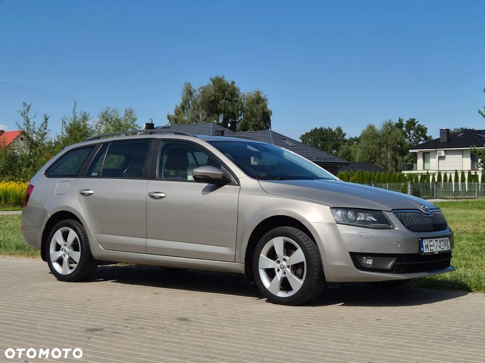 Skoda Octavia 2.0 TDI Ambition DSG - 24