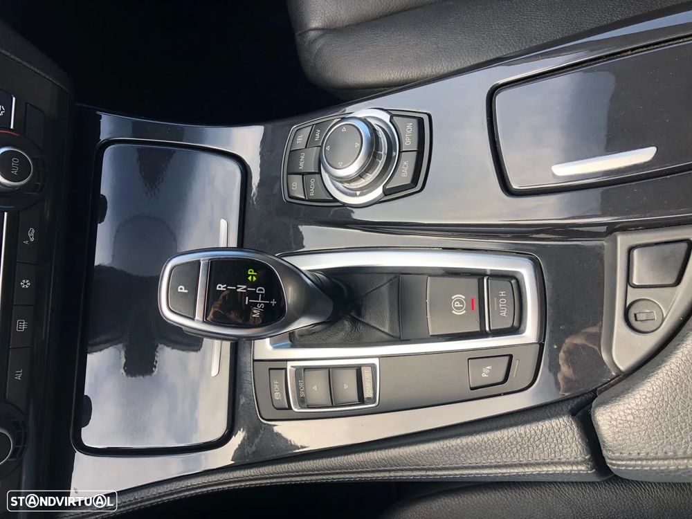 BMW 520 d Auto - 17