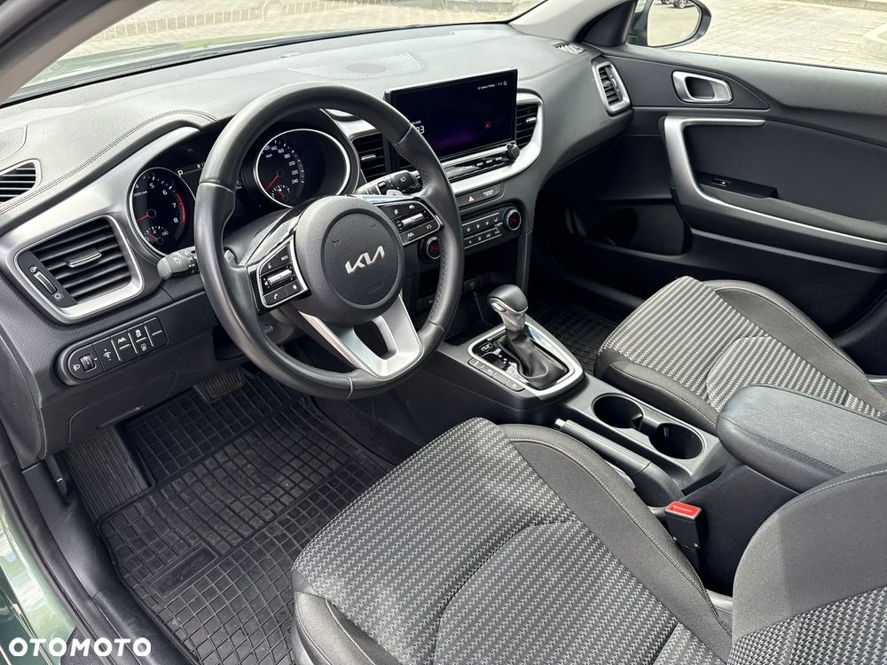 Kia Ceed 1.5 T-GDI M DCT - 10