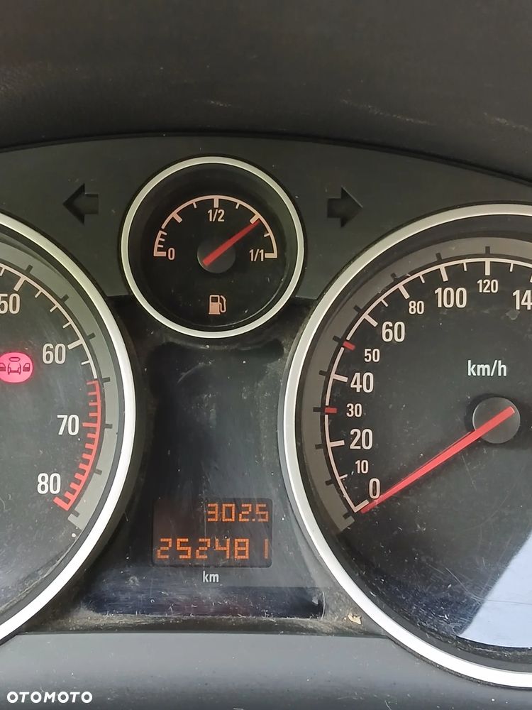 Opel Zafira 1.6 Enjoy - 9