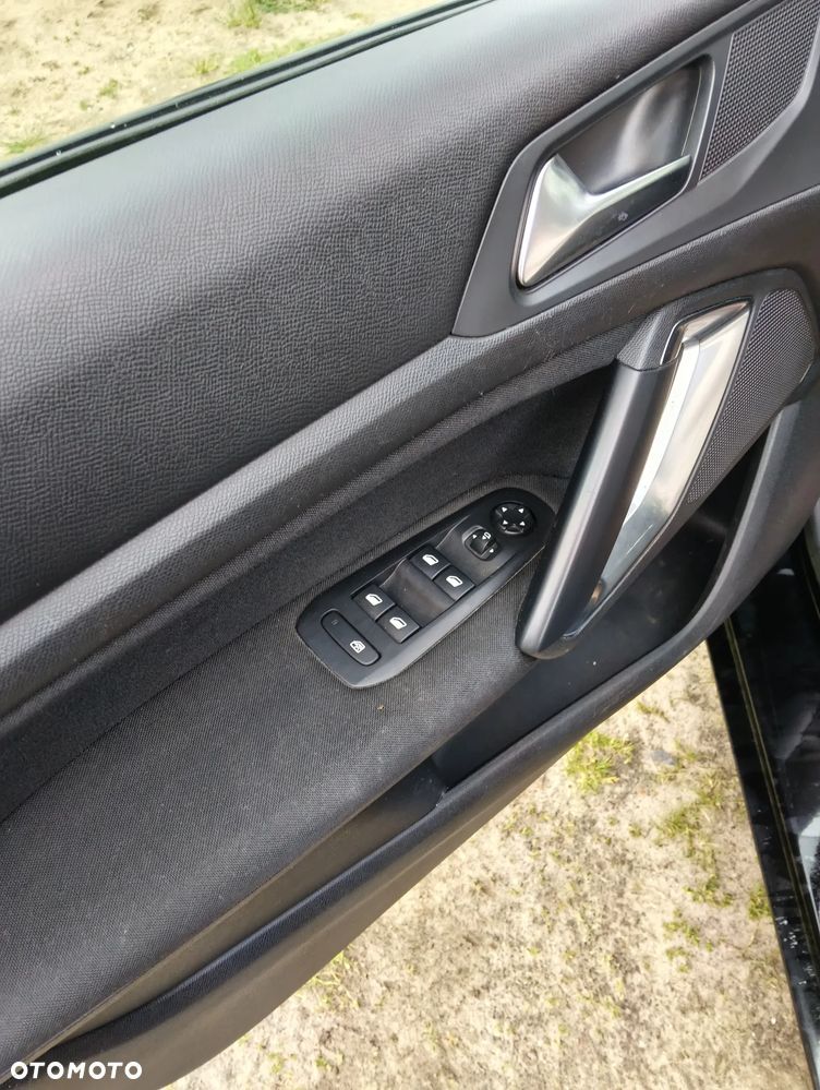 Peugeot 308 1.6 HDi Trendy - 15
