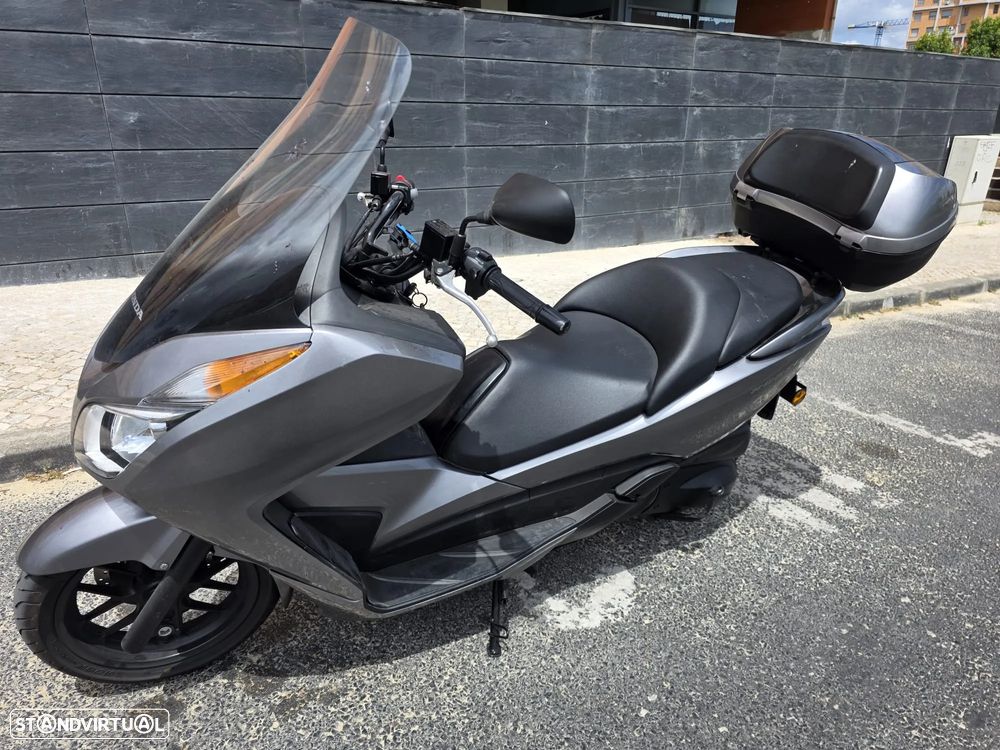 Honda Forza - 4