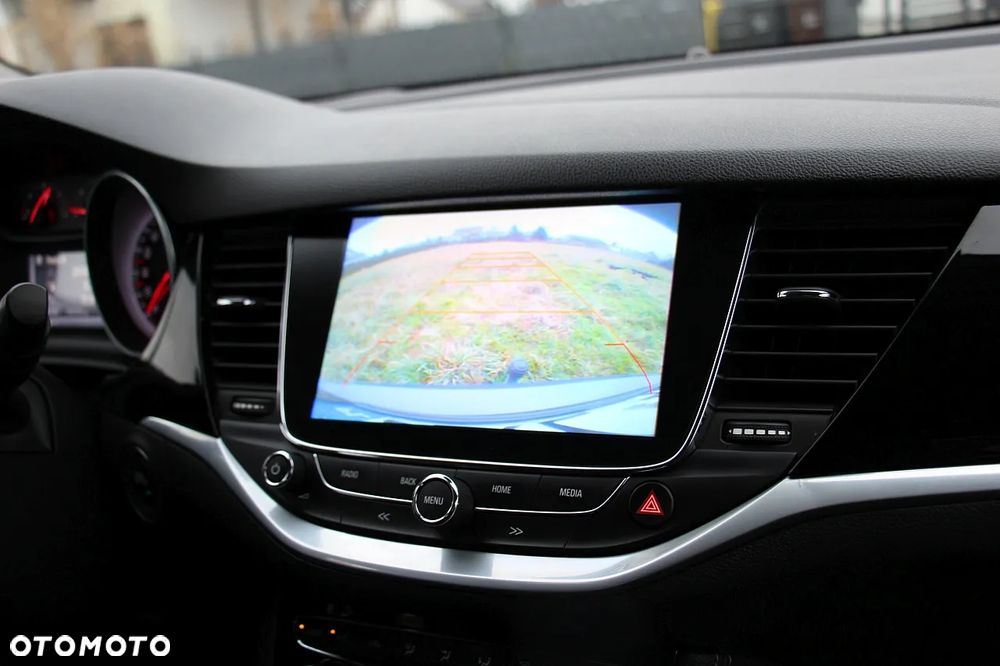 Opel Astra 1.6 CDTI Cosmo - 36