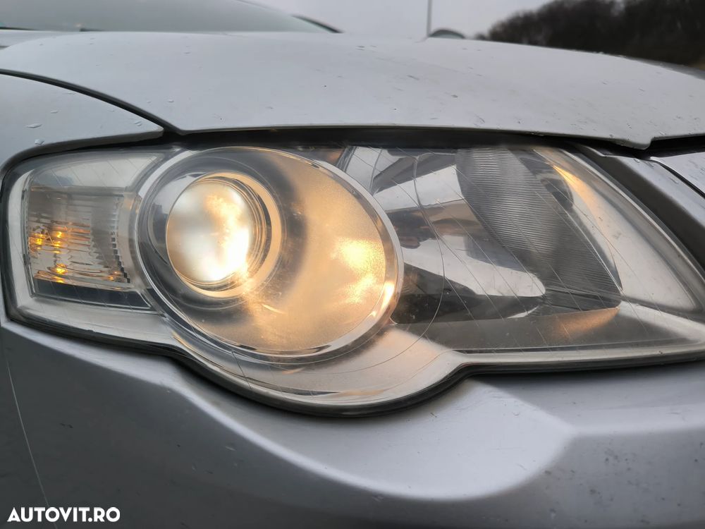 Volkswagen Passat Variant 2.0 TDI DPF 4Motion Highline - 15