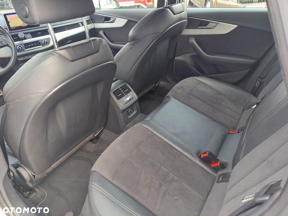 Audi A4 - 24