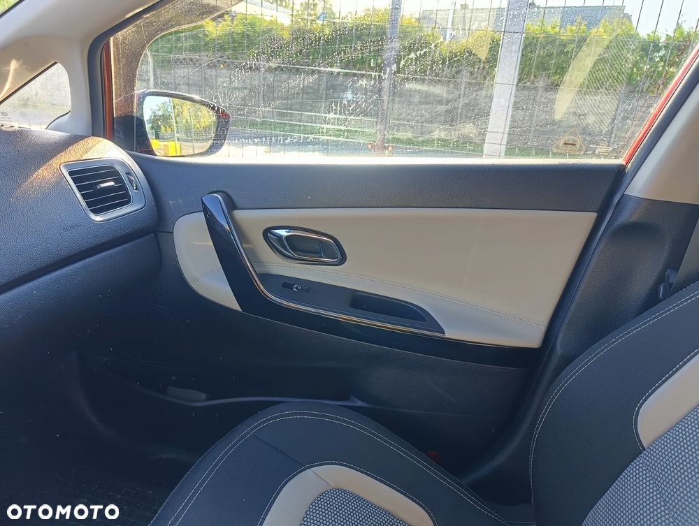 Kia Ceed 1.6 GDI L Business Line - 11
