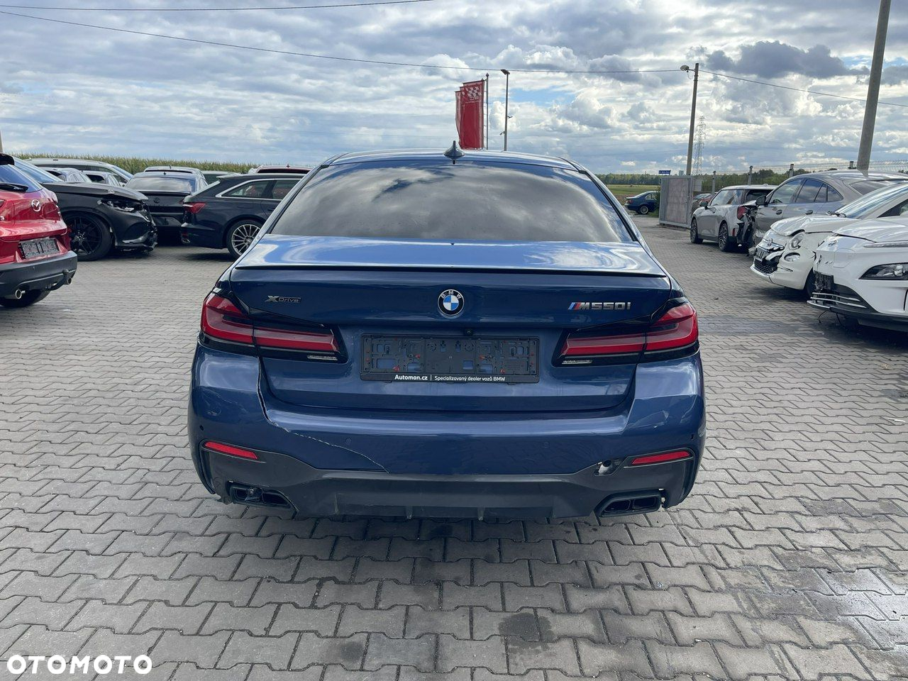 BMW Seria 5 M550i xDrive sport - 3