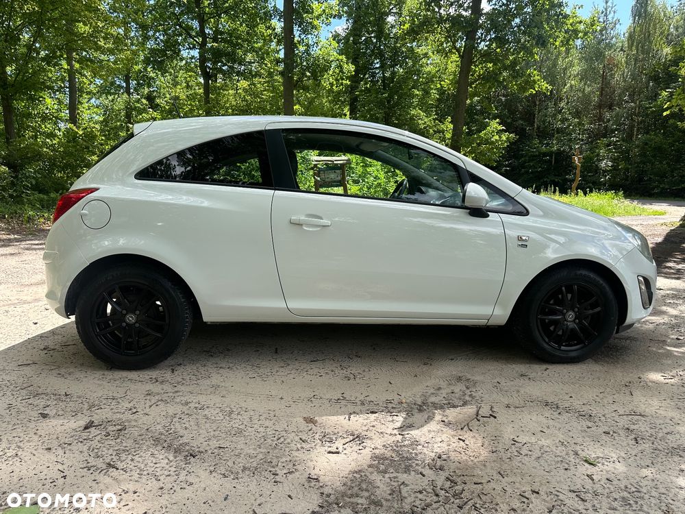 Opel Corsa 1.4 16V Automatik 150 Jahre - 12