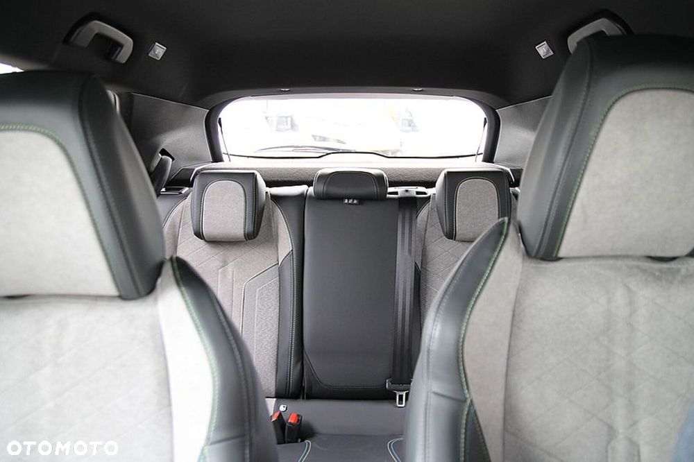 Peugeot 2008 e-2008 GT Pack - 35