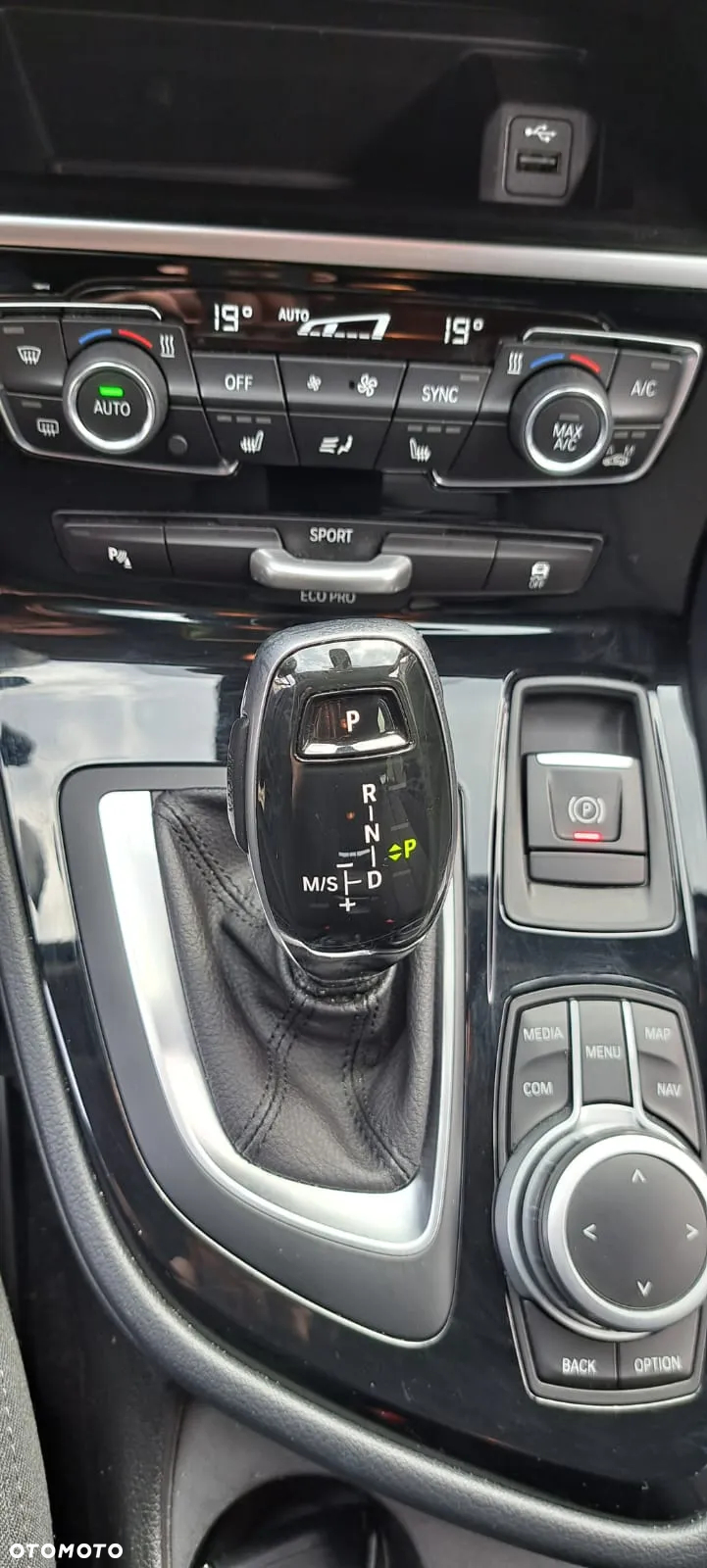 BMW Seria 2 216d Gran Tourer - 13