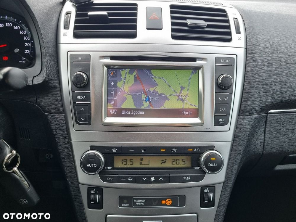 Toyota Avensis 1.8 Selection - 18
