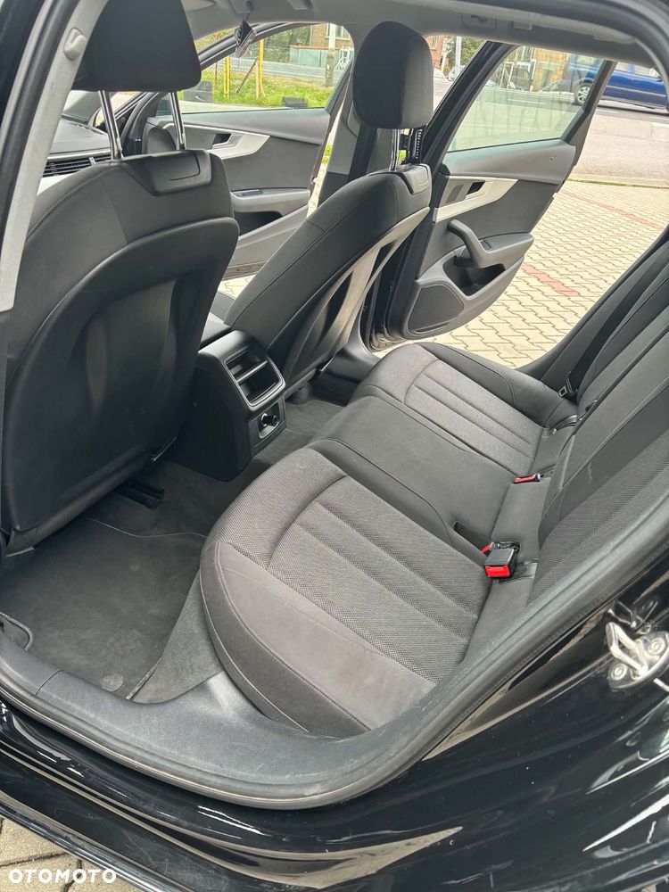 Audi A4 Avant - 8