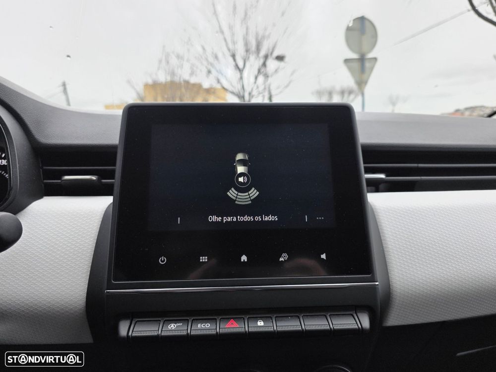 Renault Clio 1.5 Blue dCi Evolution - 11