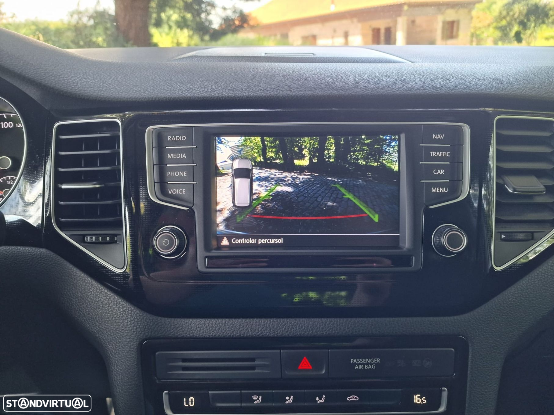 VW Golf Sportsvan - 23