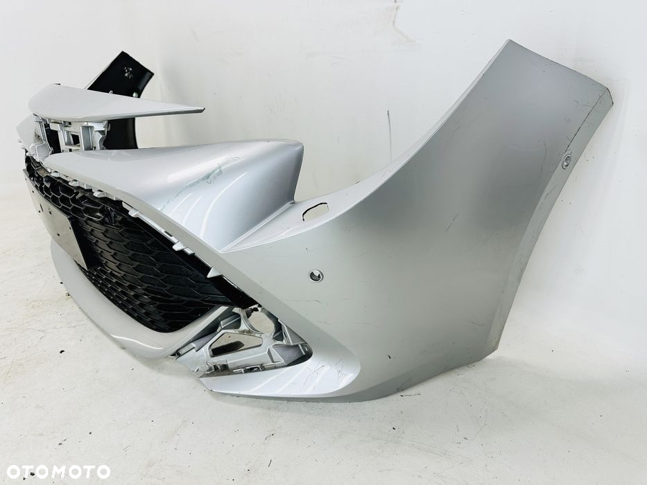 Toyota Carolla E21 zderzak przedni przód 4 PDC - 5
