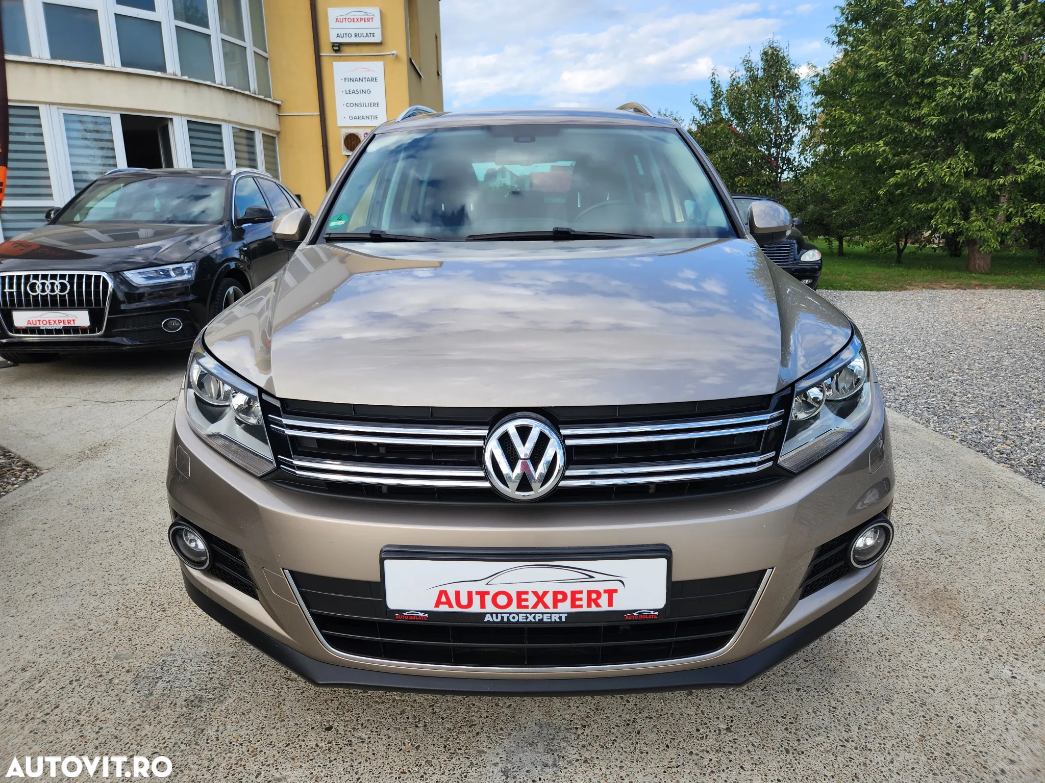Volkswagen Tiguan 2.0 TDI DPF 4Motion BlueMotion Technology DSG Sport & Style - 3